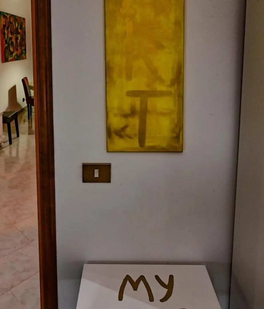 Mamma Roma Art Apartment 0*, Rome Italy