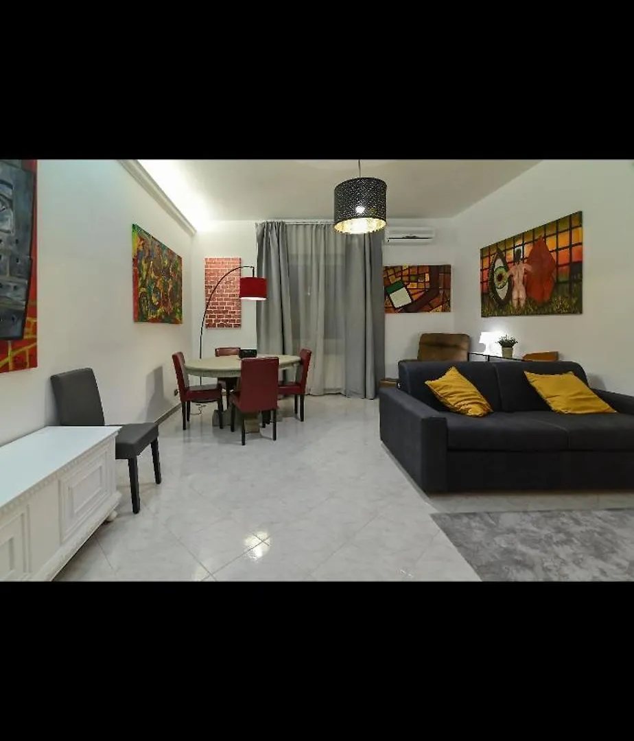 Mamma Roma Art Apartment